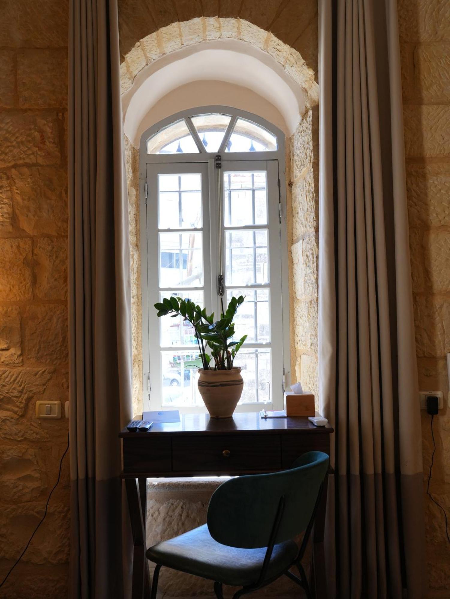 Farah Locanda Ramallah Esterno foto